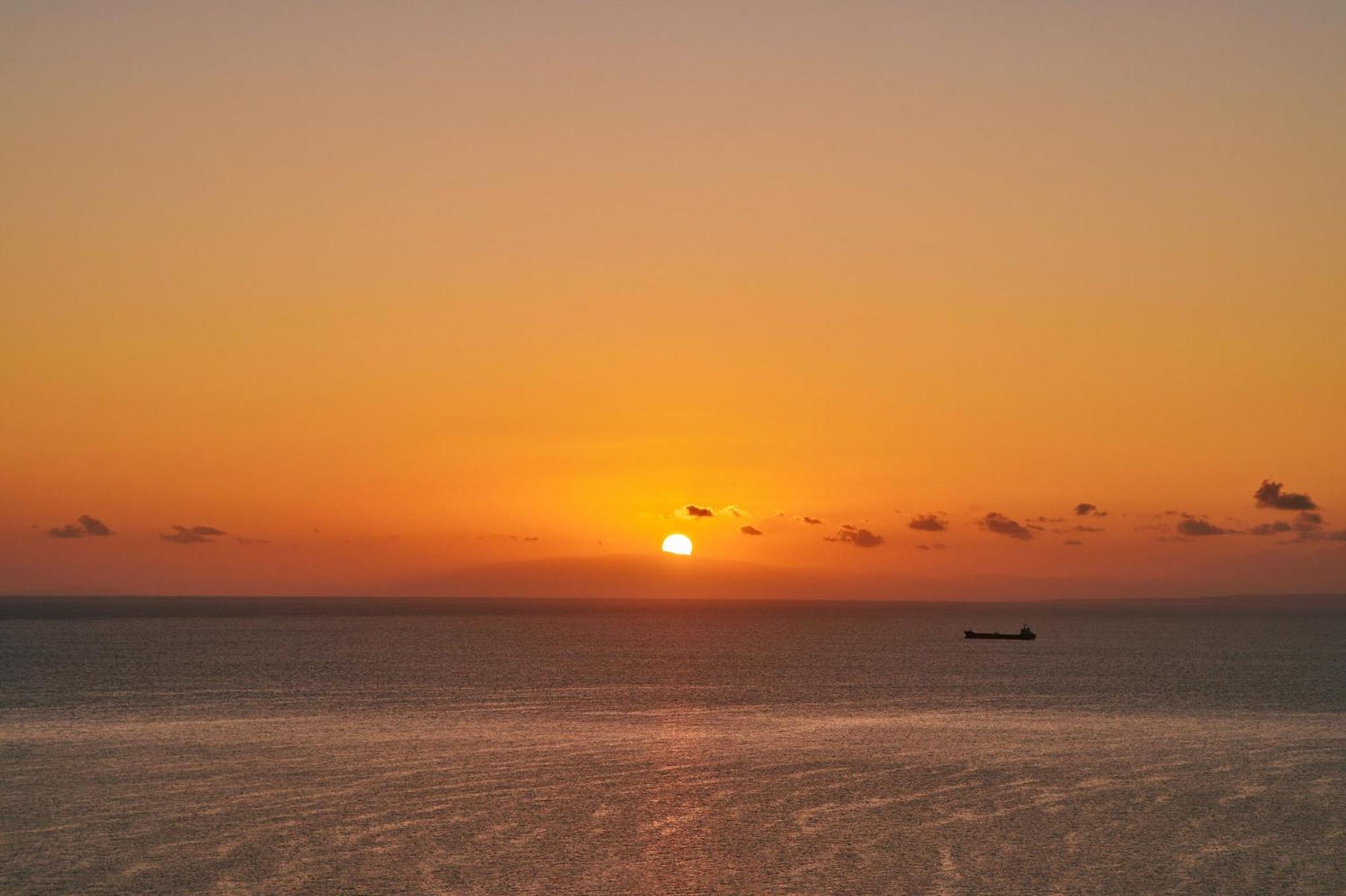 Pelagaki Sunrise Apartments Orthoniaí エクステリア 写真